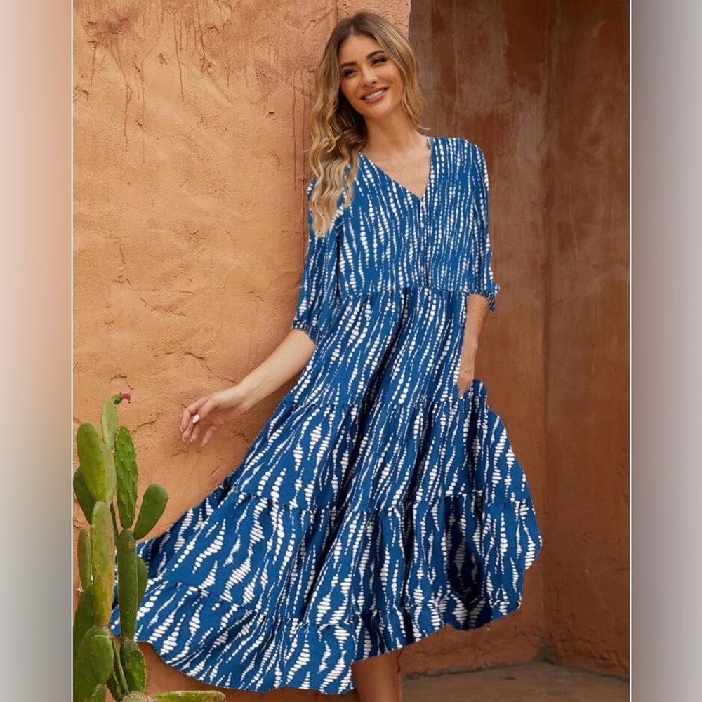 Beautiful Nomad size medium  Blue Patterned Women's Dress